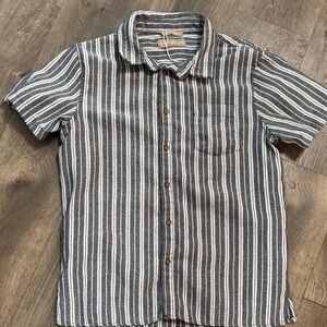 Casual Striped Gray and White Men's Shirt